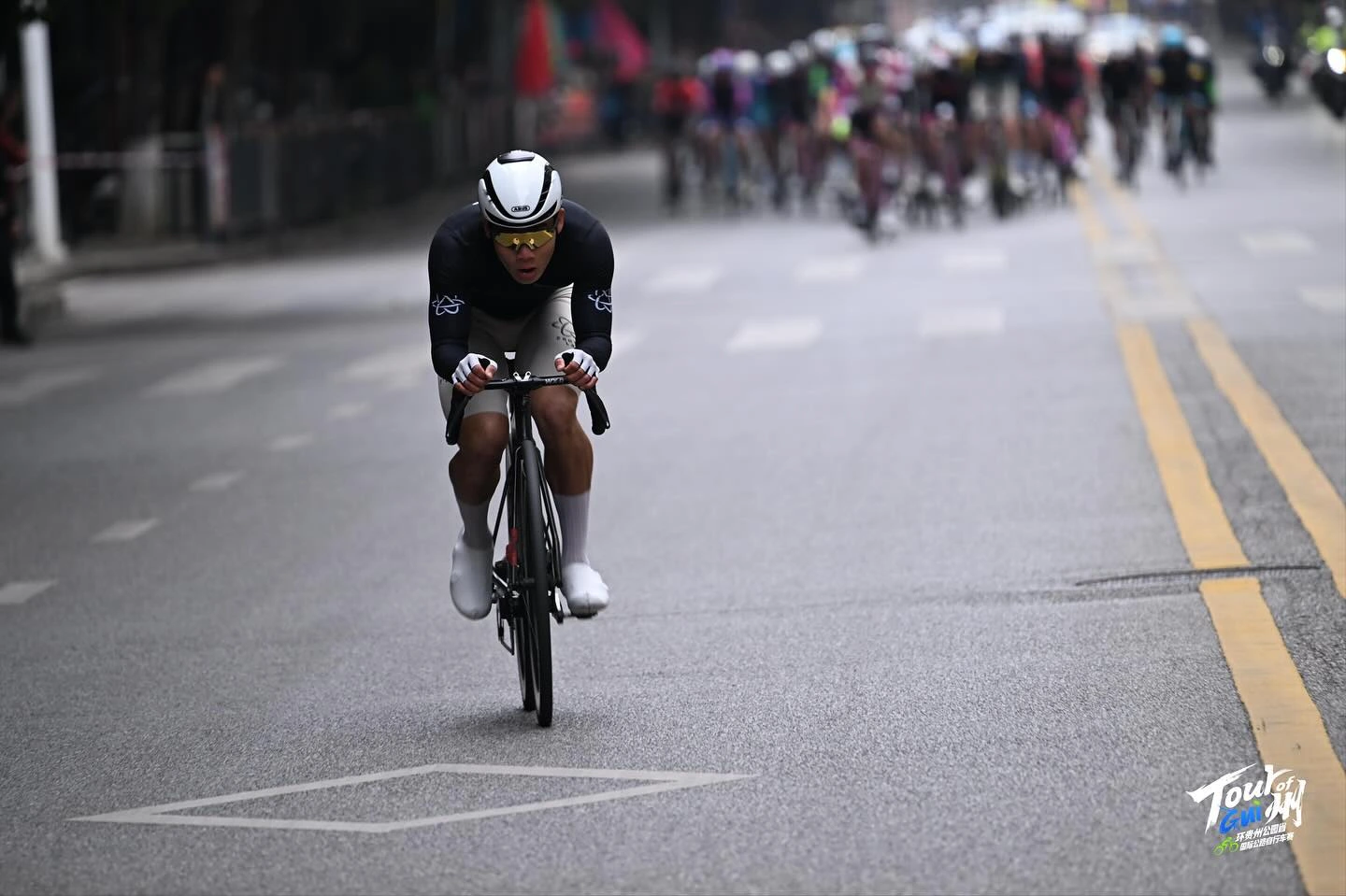 Elijah on the attack at the 2025 Tour of Guizhou Eco-Province